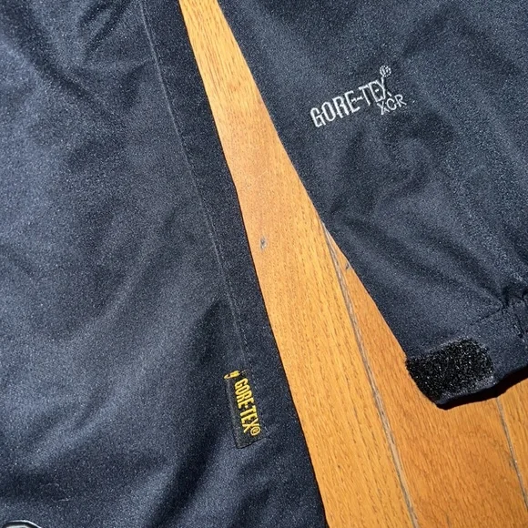 The North Face Blue & Black Men’s Raintex Winter Coat w/Removable Inner Fleece